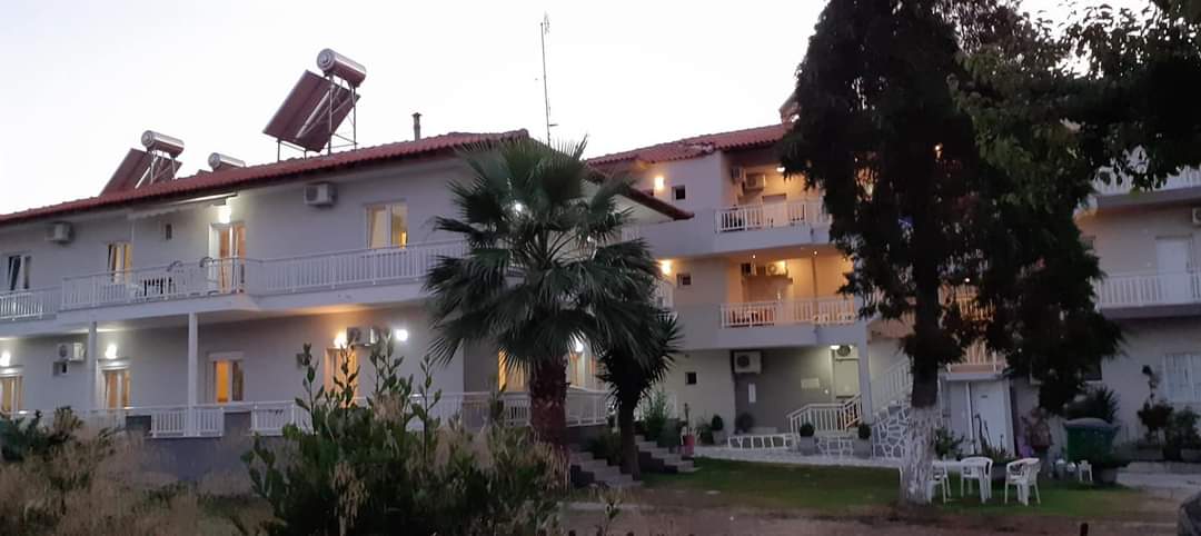 Vila Lakis 1 – Polihrono