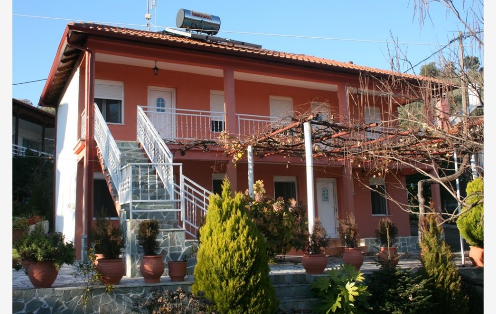 VILA IVONA – KOKINO NERO