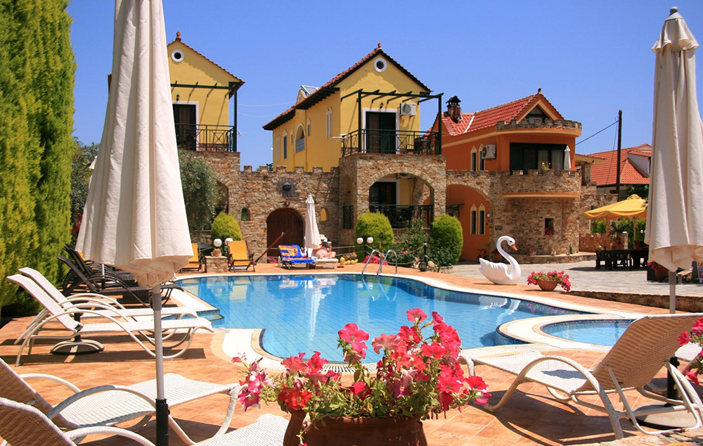 VILA KASTRO – GOLDEN BEACH