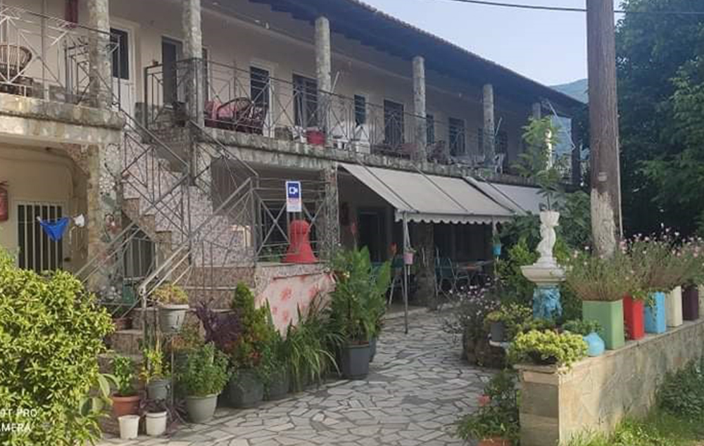 VILA PANOS – KOKINO NERO